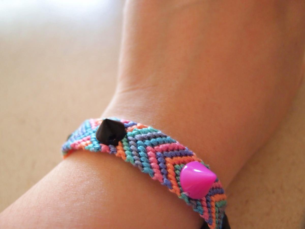 Spikes & Studs Pastel Friendship Bracelets || Pink Purple Blue Green Grey Orange ||
