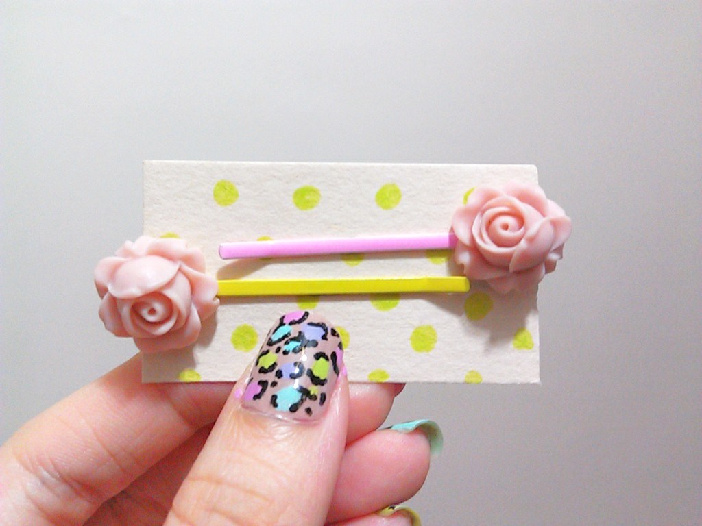 Clay Flower Bobby Hair Pin In A Pair ( Amaranth Pink )